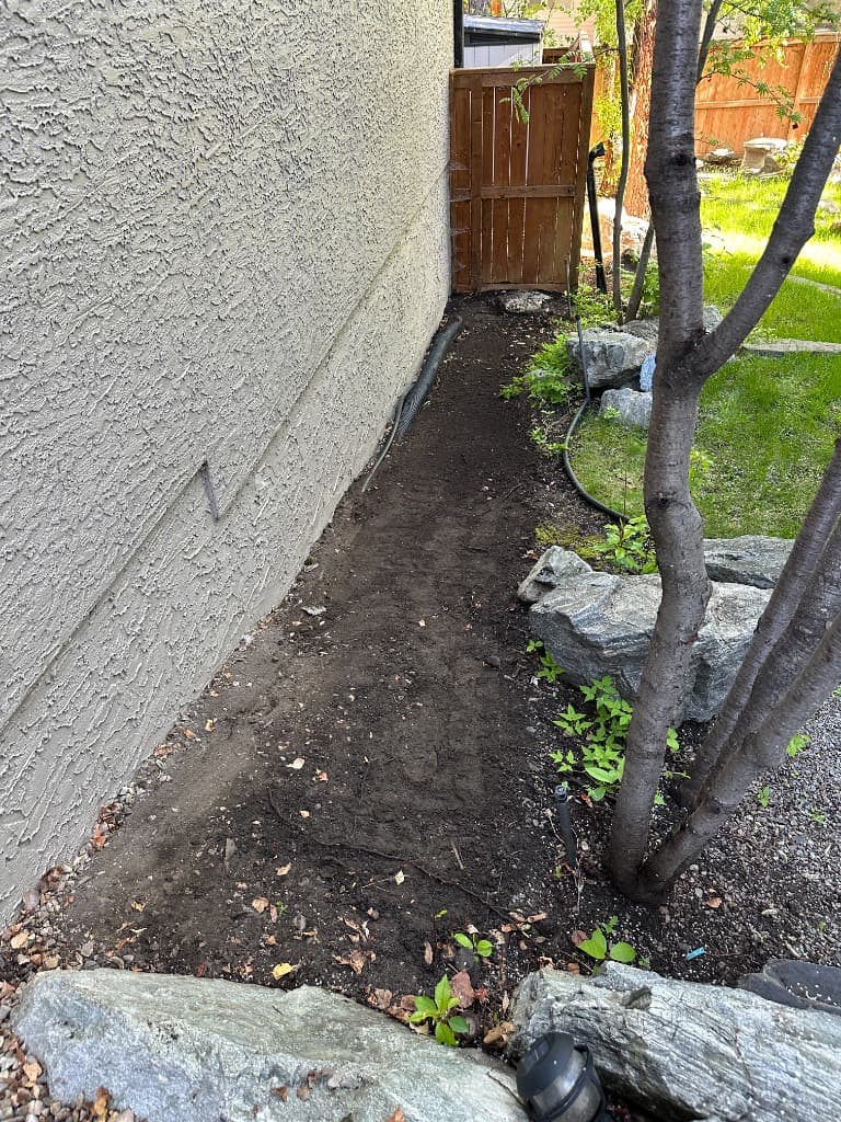 Stepping stones being laid out over the filter fabric